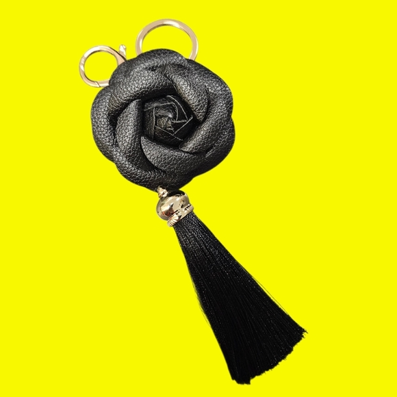 NEW Cashmere Blended Shawl/Scarf & Camellia Flower Bag Charm/Key Chain Set - Picture 11 of 14